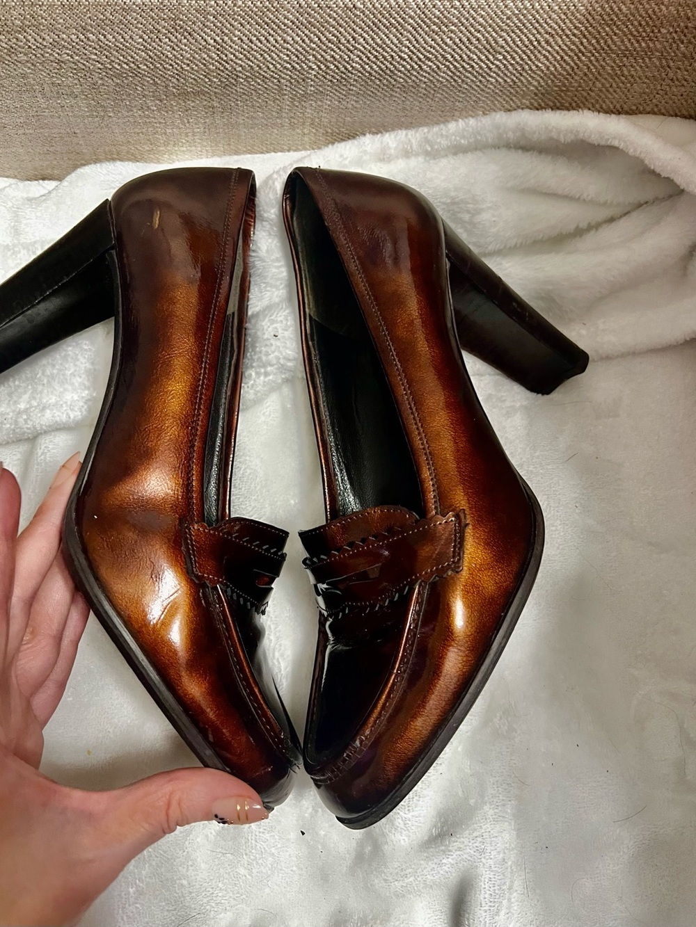 Stuart Weitzman Patent Leather Tortoise
Loafer Heel - Picture 4 of 9